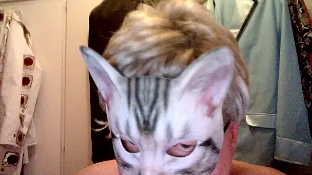 Snapshot of Sigorius chatting on January 14, 1:28 pm Sigorius online show from January 14, 1:28 pm