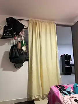 amelye saens online show from December 31, 3:01 am