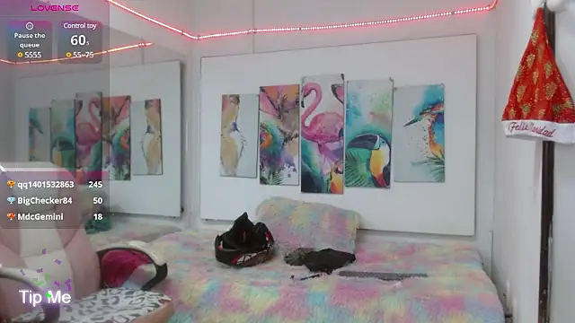 Snapshot of alegriamartinez chatting on February 17, 6:59 pm alegriamartinez online show from February 17, 6:59 pm