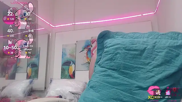 Snapshot of alegriamartinez chatting on October 4, 7:23 pm alegriamartinez online show from October 4, 7:23 pm