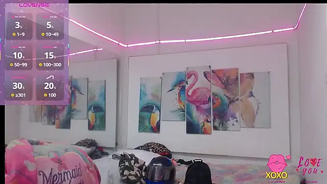 Snapshot of alegriamartinez chatting on October 28, 7:38 pm alegriamartinez online show from October 28, 7:38 pm