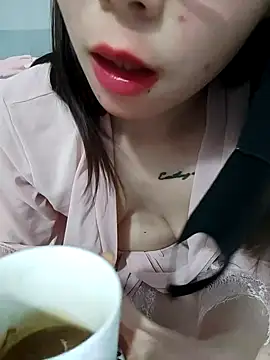 I AM NOT A SLUT online show from December 16, 7:48 am