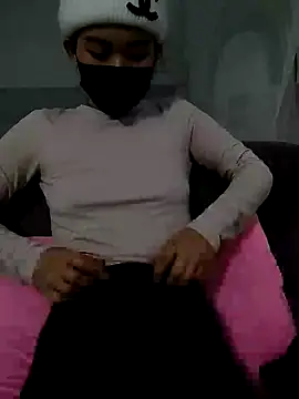 I AM NOT A SLUT online show from January 7, 3:24 am