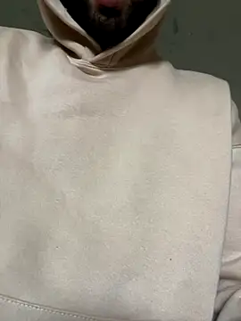 Snapshot of athenphysics chatting on December 20, 10:11 am athenphysics online show from December 20, 10:11 am