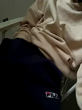 Snapshot of athenphysics chatting on December 21, 7:48 am athenphysics online show from December 21, 7:48 am