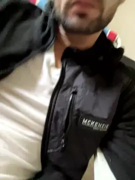 Snapshot of athenphysics chatting on January 13, 2:33 pm athenphysics online show from January 13, 2:33 pm