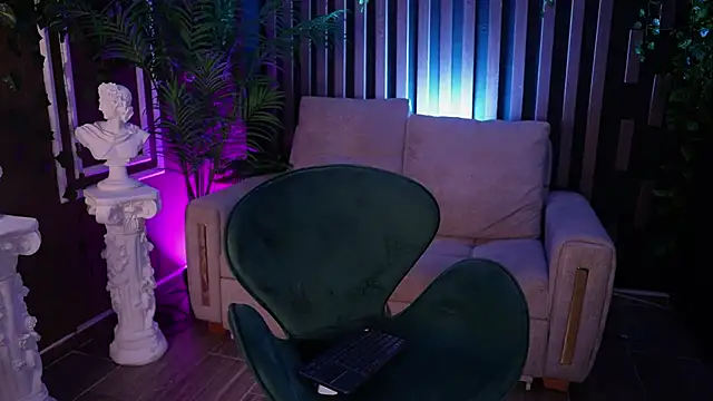 Kleeopatra  online show from September 20, 4:02 am