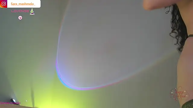 Snapshot of SaraMashmelo chatting on January 5, 3:43 am SaraMashmelo online show from January 5, 3:43 am