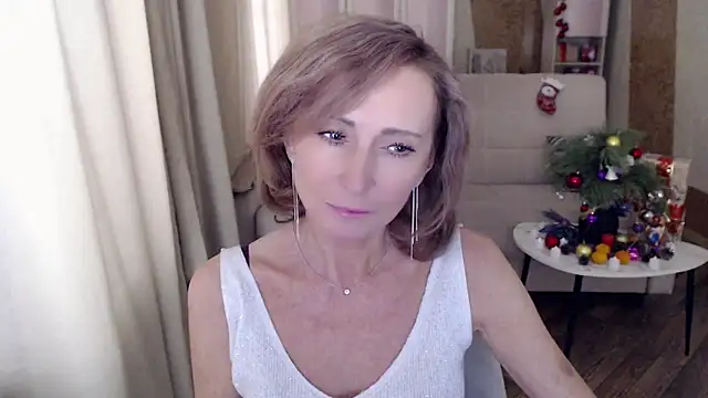 HornyMilf 777 online show from December 27, 8:13 am