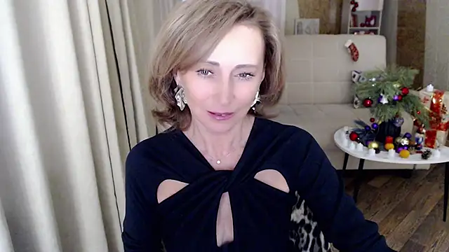 HornyMilf 777 online show from January 9, 5:13 am
