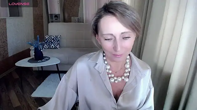 HornyMilf 777 online show from February 10, 5:14 am