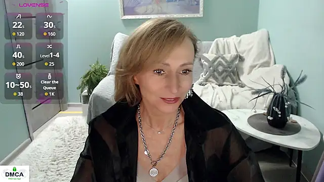HornyMilf 777 online show from May 16, 6:21 am