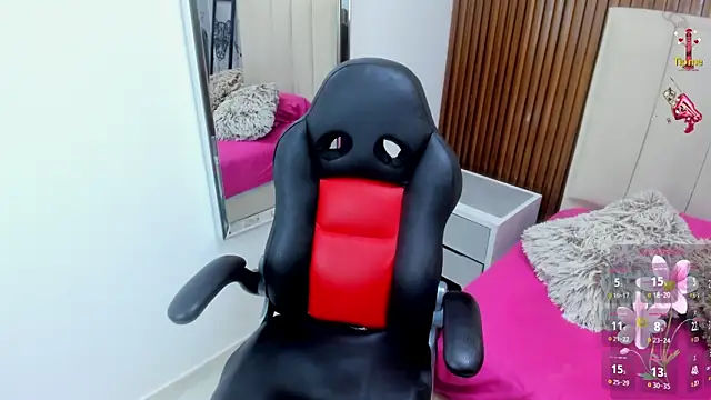 Snapshot of MILEY_JOAS2 chatting on September 18, 7:27 pm MILEY JOAS2 online show from September 18, 7:27 pm