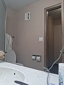 Snapshot of XxxonlyinexxX chatting on October 24, 5:26 am XxxonlyinexxX online show from October 24, 5:26 am