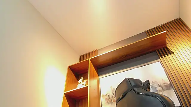 Alahia Rodriguez online show from February 6, 7:17 pm