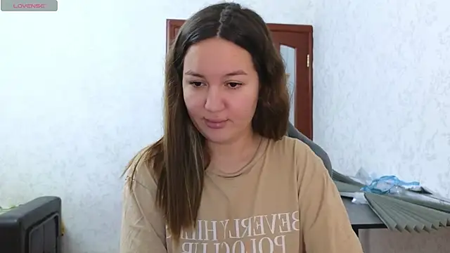 Nelly Fischer online show from April 24, 3:36 pm