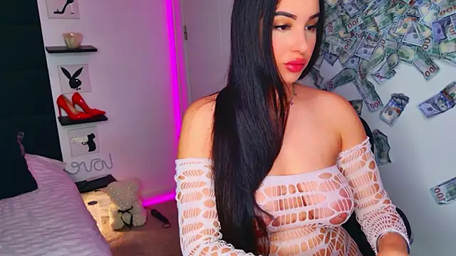 Snapshot of MissAmeliaa chatting on May 22, 12:00 pm MissAmeliaa online show from May 22, 12:00 pm
