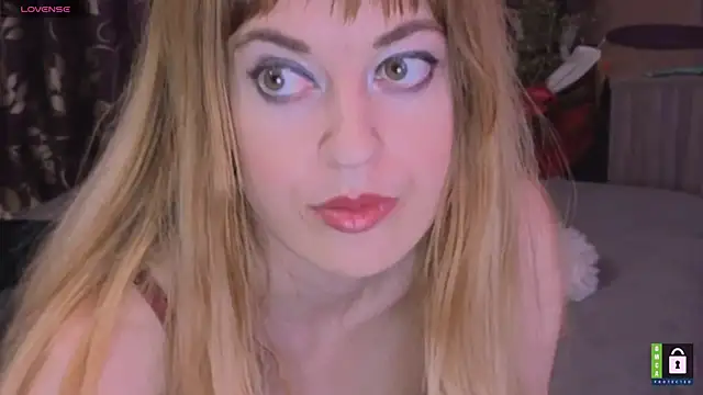 paulathesweet online show from May 2, 7:52 pm