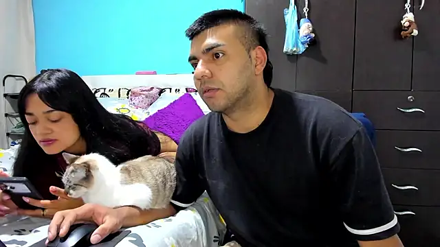 2ScarletandRyan8 online show from February 9, 9:57 am