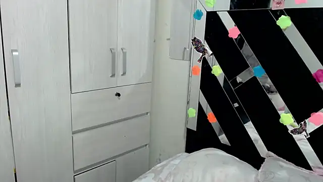 katery wok11 online show from November 10, 12:09 am