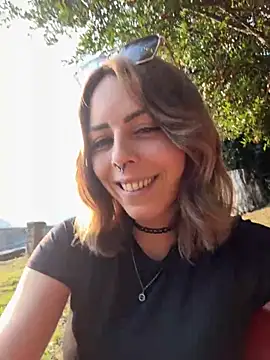 Mia Railey online show from October 16, 3:13 pm