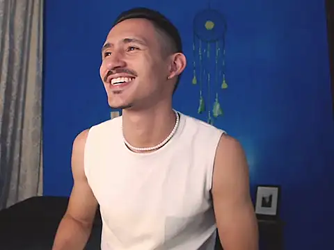 HomeAloneK online show from November 5, 7:36 pm