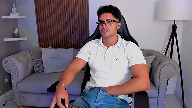 liam collins21 online show from September 20, 11:55 am