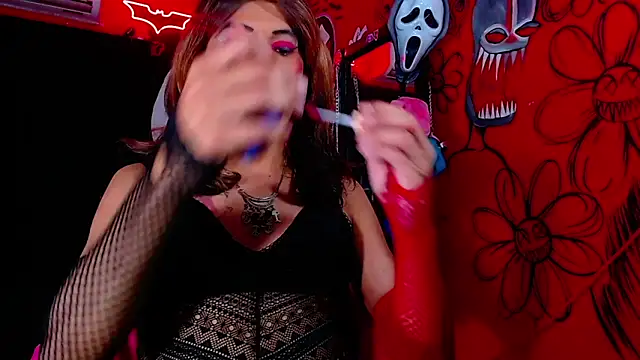 Snapshot of HugeDanex chatting on February 9, 4:11 pm HugeDanex online show from February 9, 4:11 pm