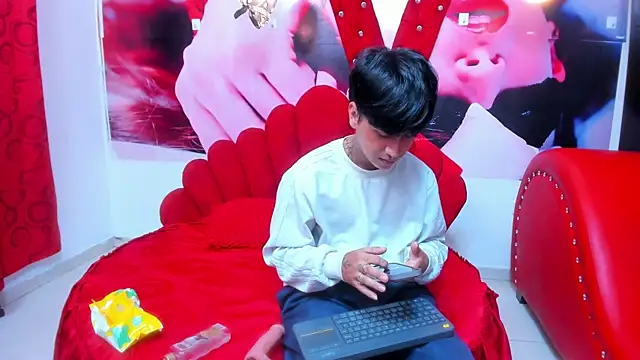 alex 477 online show from October 1, 11:27 am