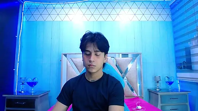 alex 477 online show from October 20, 11:32 am