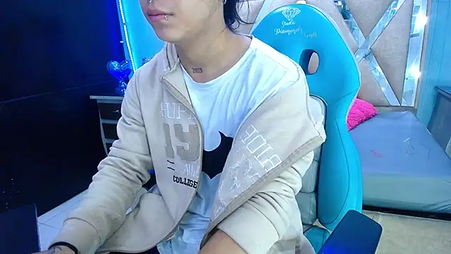 alex 477 online show from November 17, 11:38 am