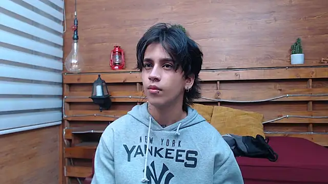 alex 477 online show from February 18, 11:39 am