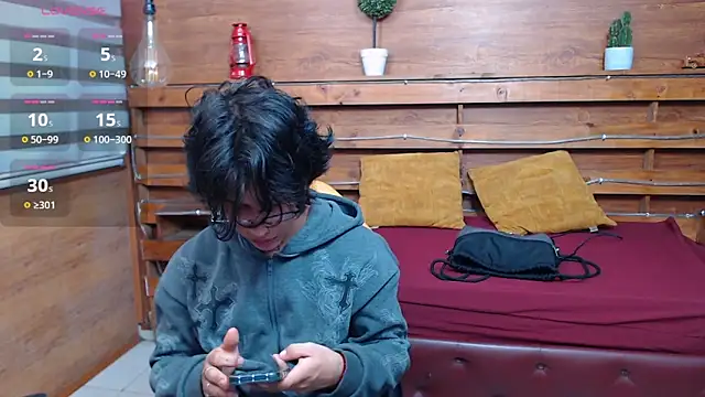 alex 477 online show from April 1, 11:33 am