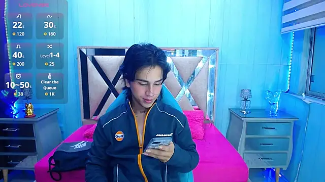 alex 477 online show from May 14, 11:39 am