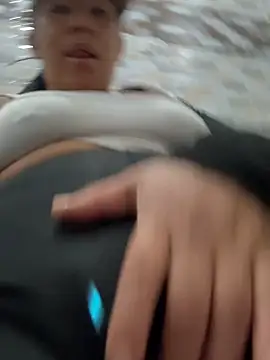 kim monti online show from November 17, 9:09 pm