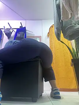 kim monti online show from January 17, 9:07 pm