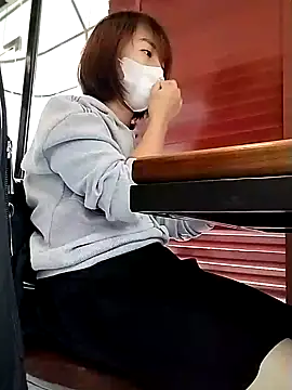 Michiko1 online show from January 25, 5:07 am