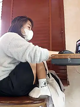 Michiko1 online show from February 12, 7:55 am