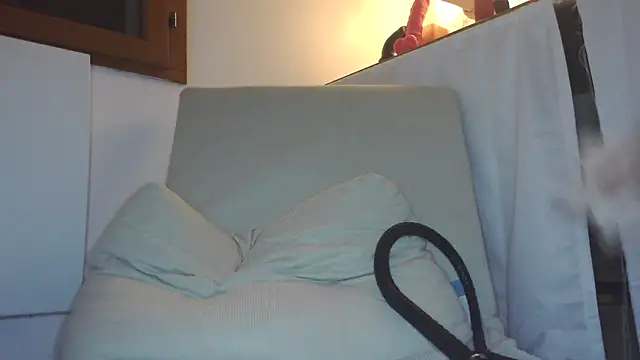 peach00001 online show from March 6, 10:17 pm