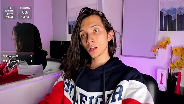 Feniix   online show from January 9, 6:17 am