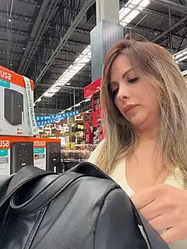 Abril-Office1 online show from May 22, 3:28 pm