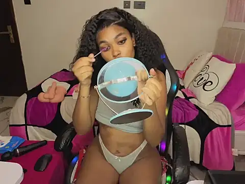 Pretty-shally online show from June 22, 1:18 am