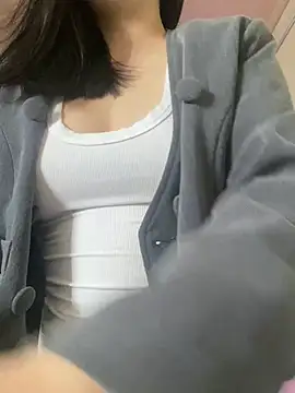 Snapshot of Ruby_bear chatting on December 19, 6:56 am Ruby bear online show from December 19, 6:56 am