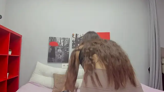 Tiny JuJu online show from November 6, 1:17 am