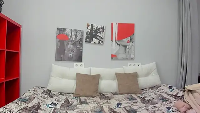 Tiny JuJu online show from November 21, 1:15 am