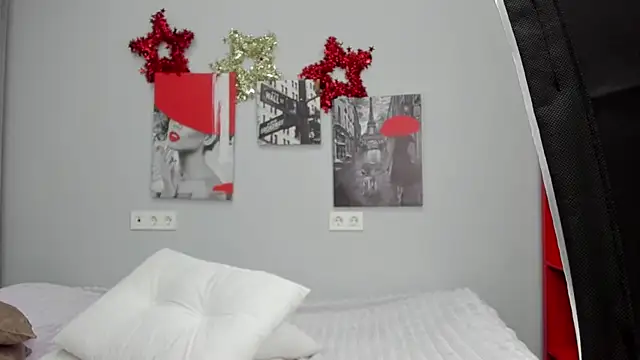 Tiny JuJu online show from December 23, 1:25 am