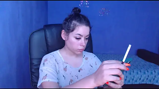 LovelyJulliette online show from January 28, 1:27 pm