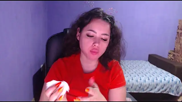 LovelyJulliette online show from January 31, 3:44 pm