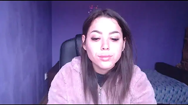 LovelyJulliette online show from February 1, 11:32 am