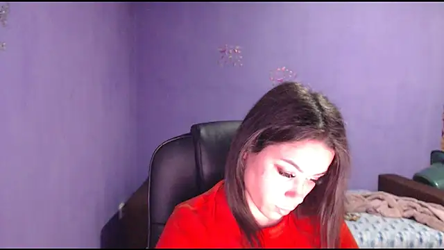 LovelyJulliette online show from February 1, 5:47 pm